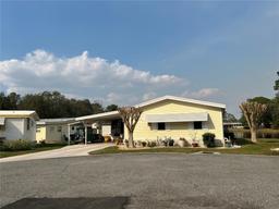 Picture of 122 Tamarisk Way, Leesburg, FL 34748