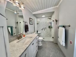 Picture of 122 Tamarisk Way, Leesburg, FL 34748