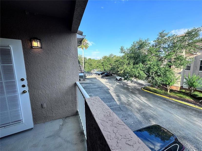 Picture of 10412 Villa View Circle Unit 10412, Tampa FL 33647