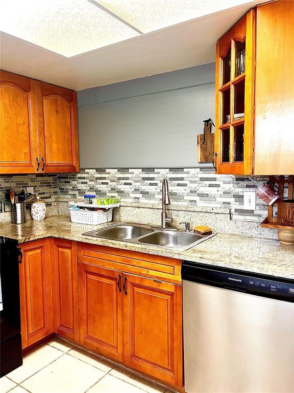 Picture of 6328 Newtown Circle Unit 28A1, Tampa FL 33615