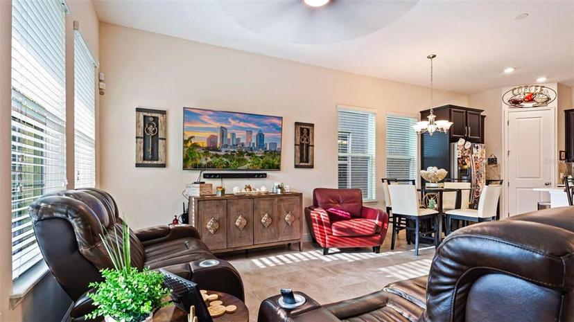 Picture of 9360 Meadow Hunt Way, Winter Garden FL 34787
