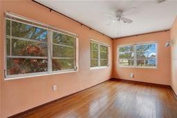 Picture of 900 Delaware Avenue, St Cloud, FL 34769