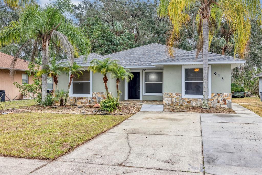 Picture of 912 Enterprise Avenue, New Smyrna Beach, FL 32168