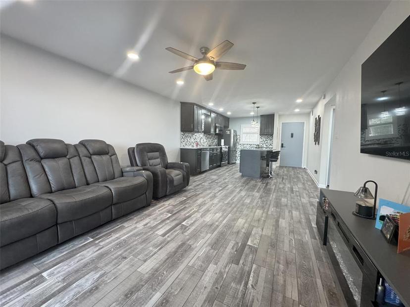 Picture of 11485 Oakhurst Road Unit 1200-2, Largo FL 33774