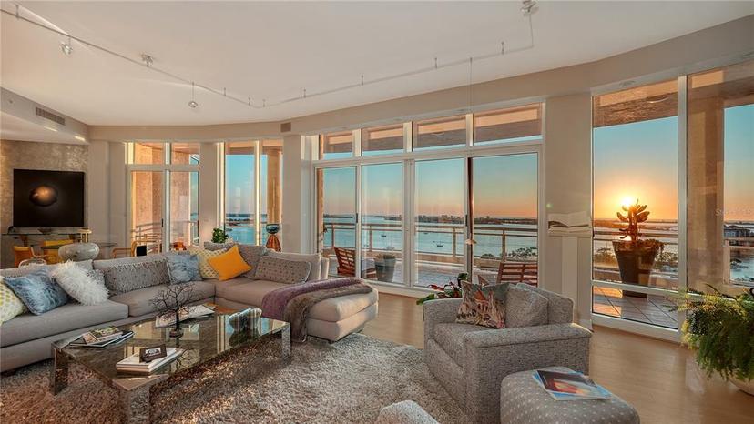 Picture of 340 S Palm Avenue Unit 152, Sarasota FL 34236