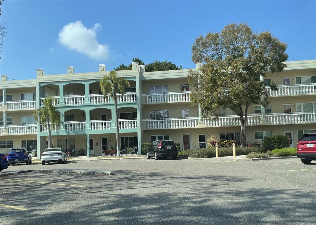 Picture of 2330 Ecuadorian Way Unit 10, Clearwater, FL 33763