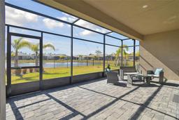 Picture of 4911 Sienna Isles Avenue, Wimauma, FL 33598