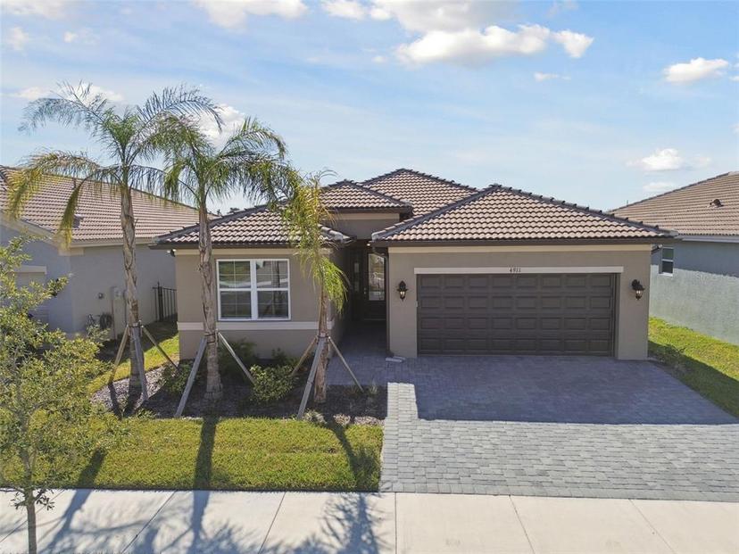 Picture of 4911 Sienna Isles Avenue, Wimauma FL 33598