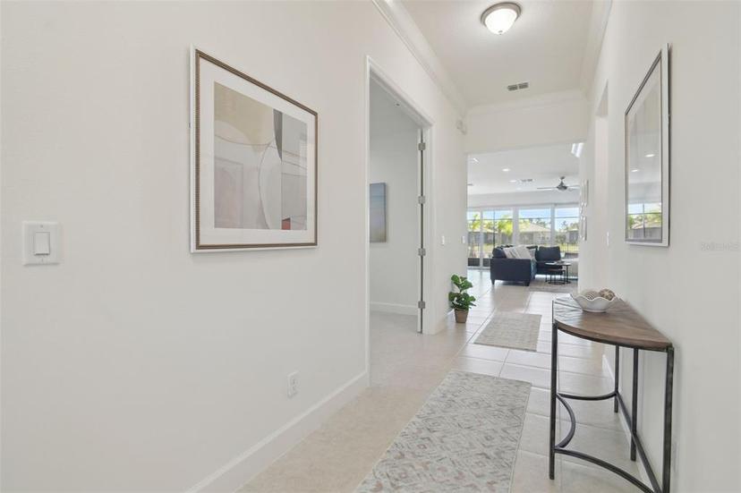 Picture of 4911 Sienna Isles Avenue, Wimauma FL 33598