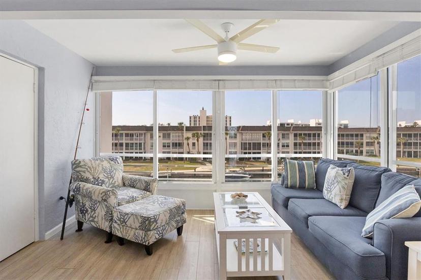 Picture of 4390 Exeter Drive Unit I305, Longboat Key FL 34228