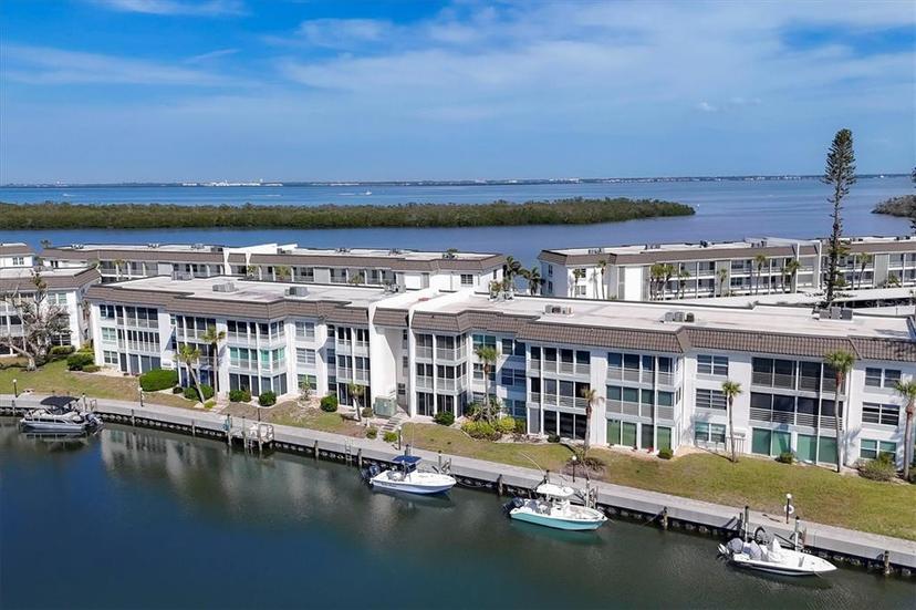 Picture of 4390 Exeter Drive Unit I305, Longboat Key FL 34228