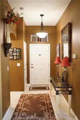 Picture of 2025 Grantham Greens Drive Unit 52, Sun City Center, FL 33573