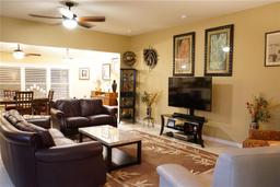 Picture of 2025 Grantham Greens Drive Unit 52, Sun City Center, FL 33573
