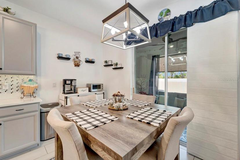 Picture of 11637 Woodleaf Drive Unit 11637, Bradenton FL 34211
