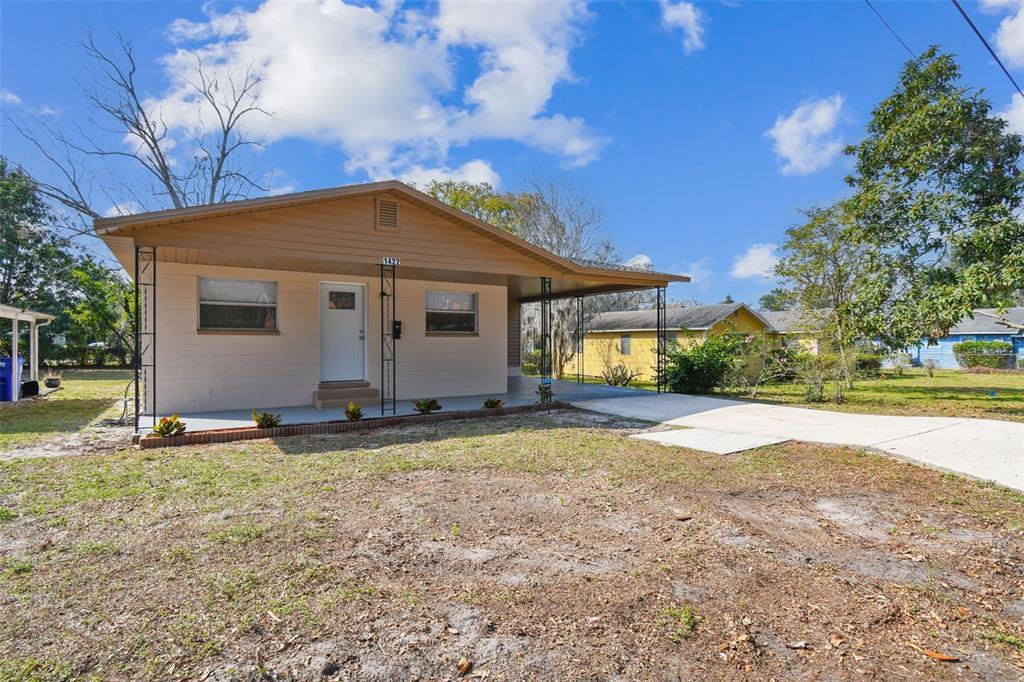 Picture of 1422 Connestee Road, Lakeland, FL 33805