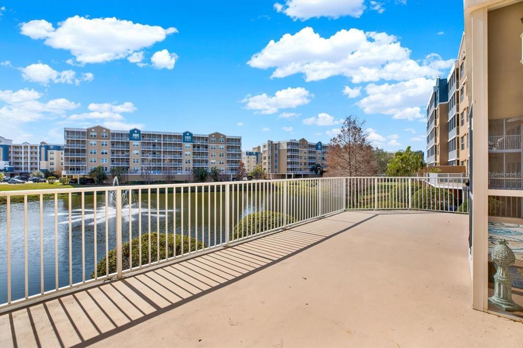 Picture of 960 Starkey Road Unit 3106, Largo, FL 33771