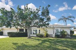 Picture of 1600 Lilliput Court, Venice, FL 34293