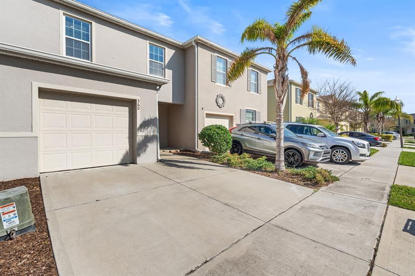 Picture of 360 Arbor Lakes Drive, Davenport FL 33896