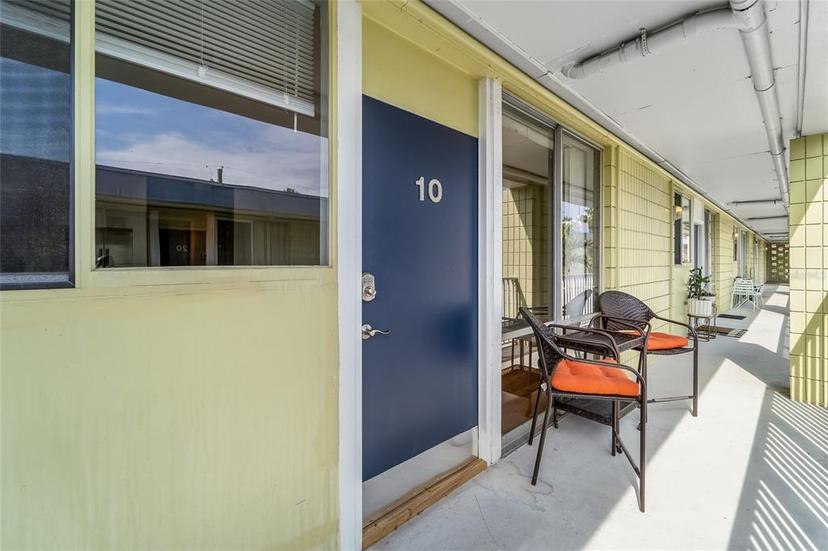 Picture of 1301 S Howard Avenue Unit C10, Tampa FL 33606