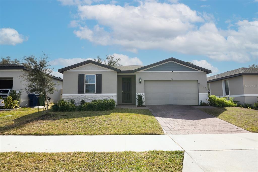 Picture of 956 Cambridge Drive, Winter Haven, FL 33881
