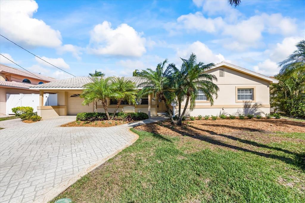 Picture of 448 79Th Street S, St Petersburg, FL 33707