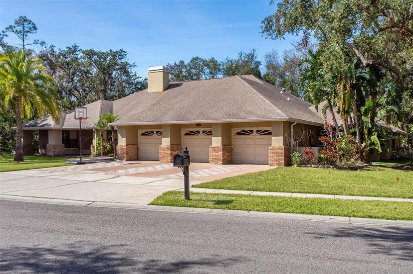 Picture of 70 Deerpath Drive, Oldsmar FL 34677