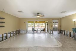 Picture of 1431 54Th Avenue Ne, St Petersburg, FL 33703