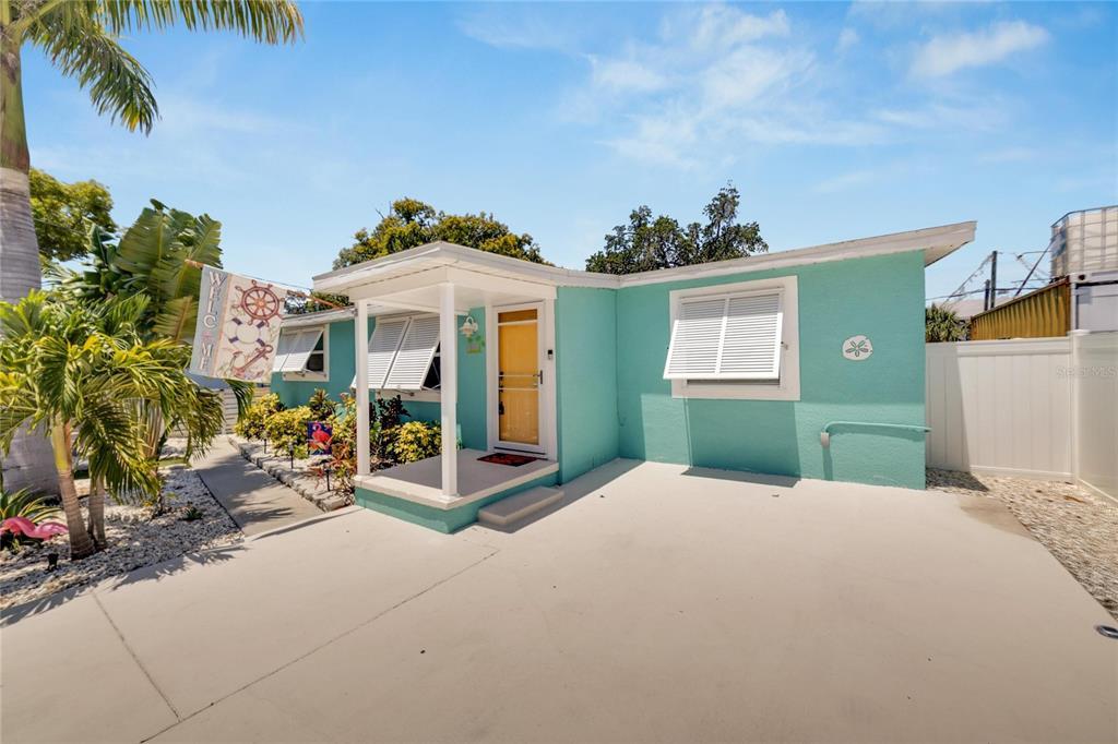 Picture of 4570 67Th Street N, St Petersburg, FL 33709