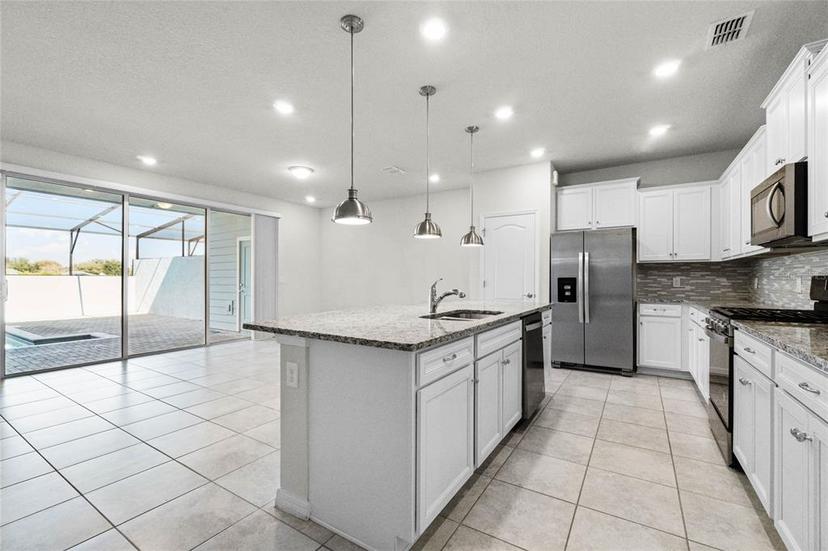 Picture of 7509 Oak Spring Lane, Davenport FL 33837