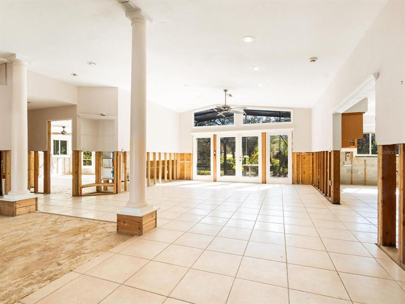 Picture of 1240 Northport Drive, Sarasota FL 34242