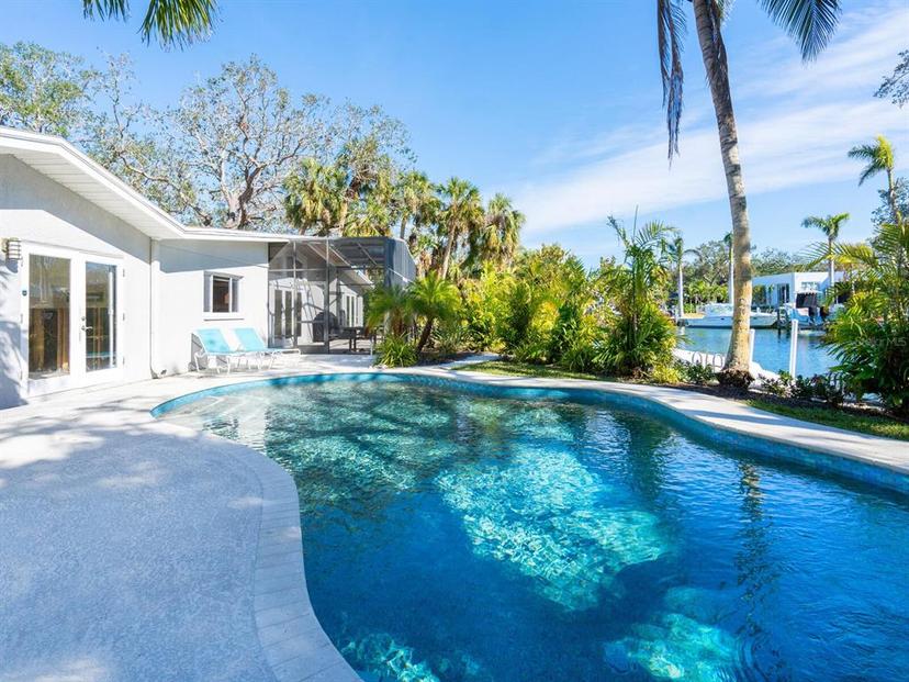Picture of 1240 Northport Drive, Sarasota FL 34242
