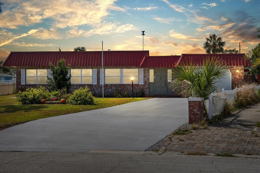 Picture of 1247 Waverly Drive, Daytona Beach, FL 32118