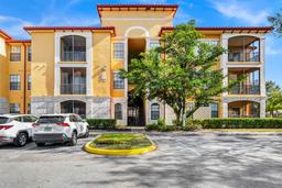 Picture of 6157 Metrowest Boulevard Unit 106, Orlando, FL 32835