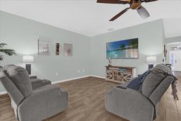 Picture of 1843 Van Allen Loop, Auburndale, FL 33823