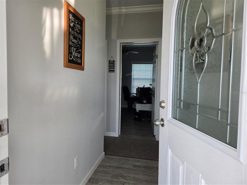 Picture of 530 Walnut Circle, Venice FL 34285