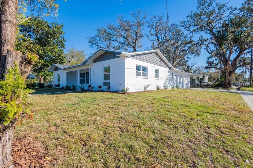 Picture of 3401 E Hanna Avenue, Tampa FL 33610
