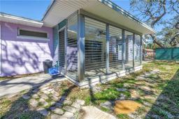 Picture of 5010 109Th Way N, St Petersburg, FL 33708