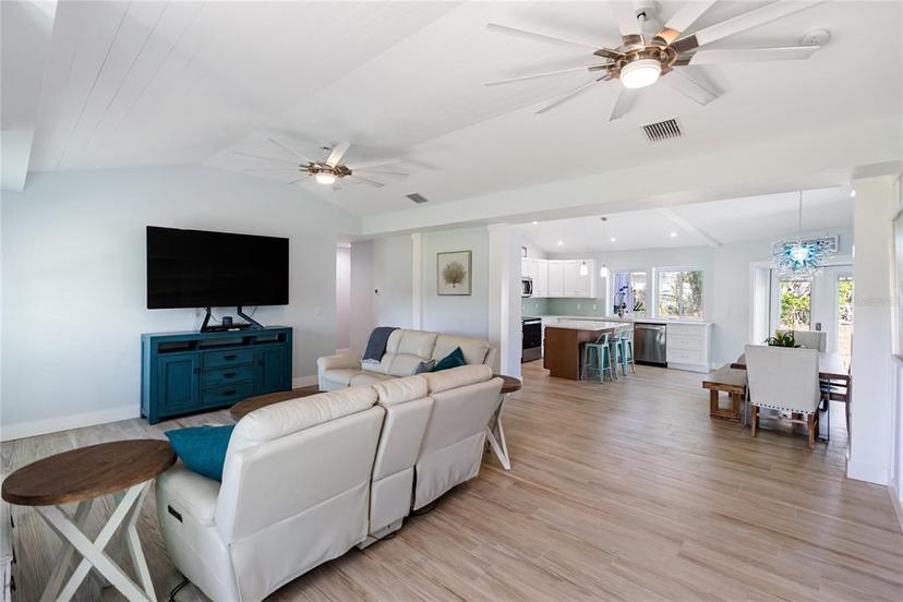Picture of 400 Dona Drive, Nokomis FL 34275