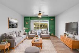 Picture of 402 E Orlando Avenue Unit 18C, Ocoee, FL 34761