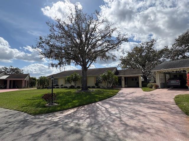 Picture of 325 Grayston Place Unit 114, Sun City Center FL 33573