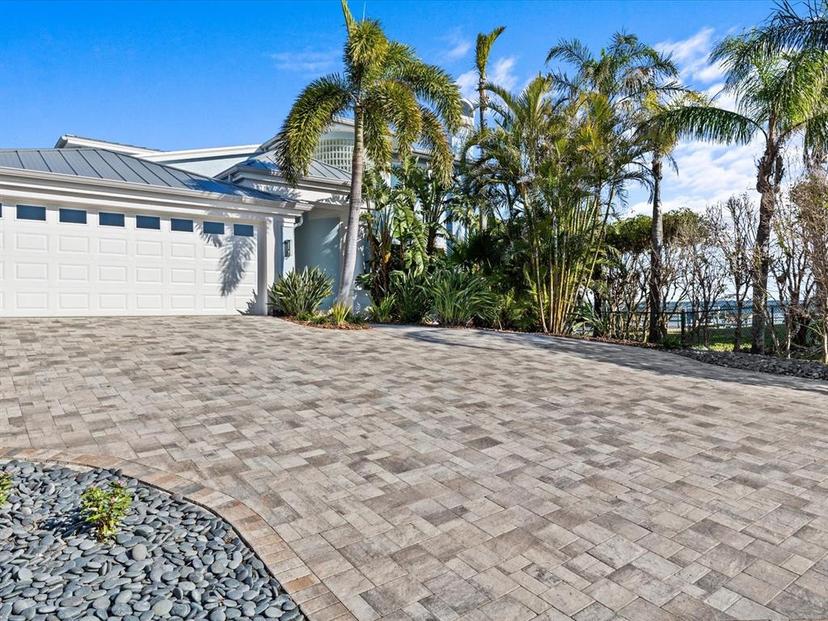 Picture of 1201 Bay Drive, Belleair Beach FL 33786