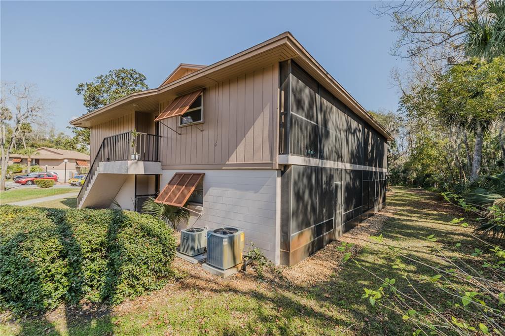 Picture of 150 Wax Myrtle Woods Court Unit 7B, Deltona, FL 32725