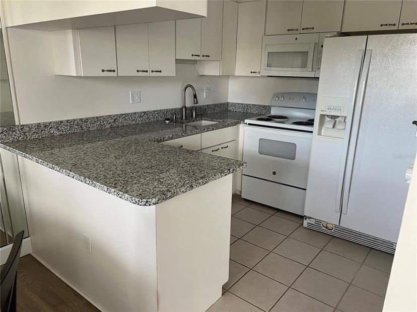 Picture of 7211 W Country Club Drive N Unit 135, Sarasota FL 34243