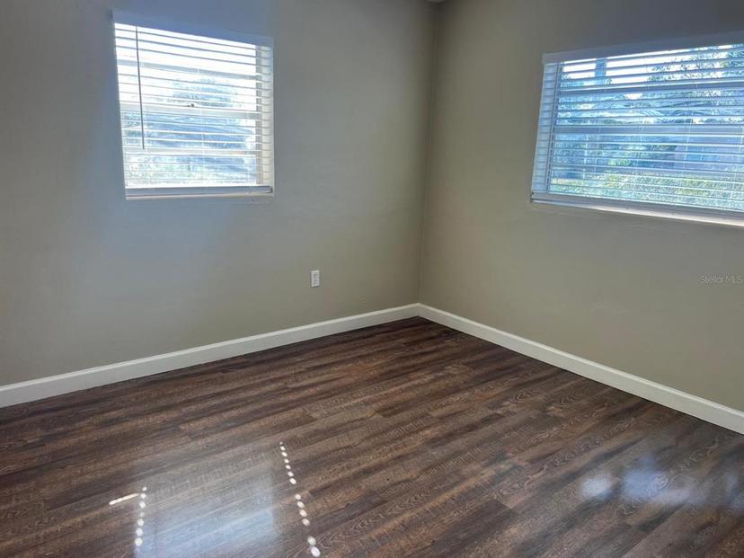 Picture of 905 Governors Avenue, Orlando FL 32808