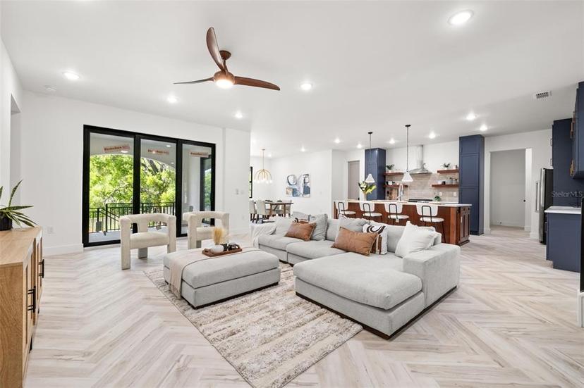 Picture of 1802 E Park Circle, Tampa FL 33610