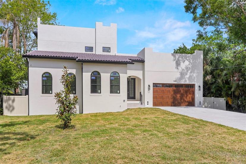 Picture of 1802 E Park Circle, Tampa FL 33610