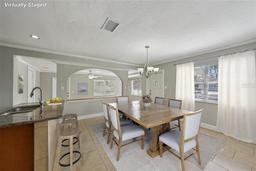 Picture of 4101 W Leila Avenue, Tampa, FL 33616