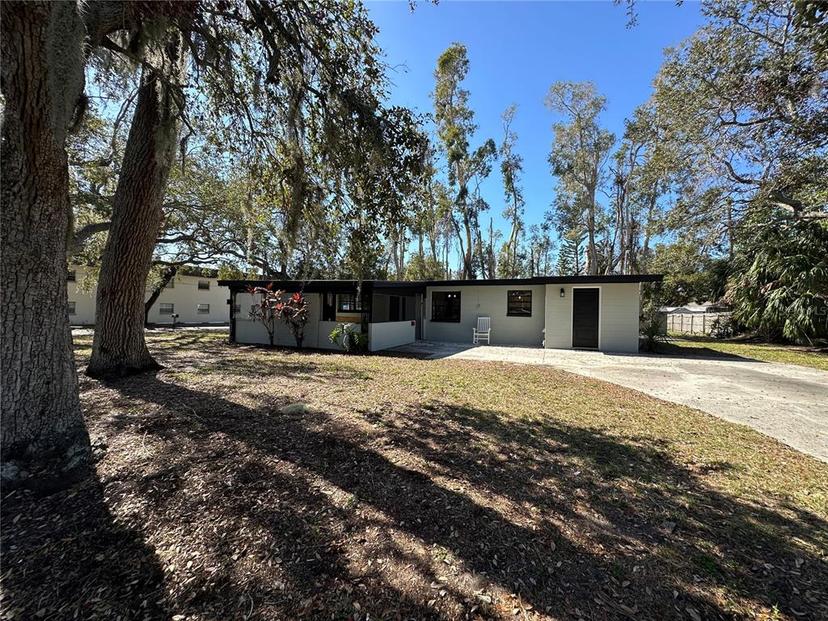 Picture of 1501 Howard Place, Largo FL 33770