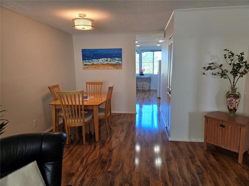 Picture of 4915 Bay Street Ne Unit 322, St Petersburg FL 33703