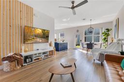 Picture of 10226 Vickers Ridge Drive, Orlando, FL 32829